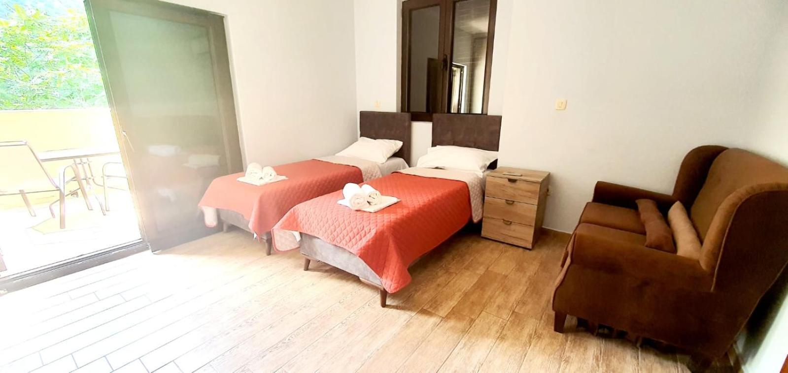 Keystone Apartments Donji Morinj Kamer foto